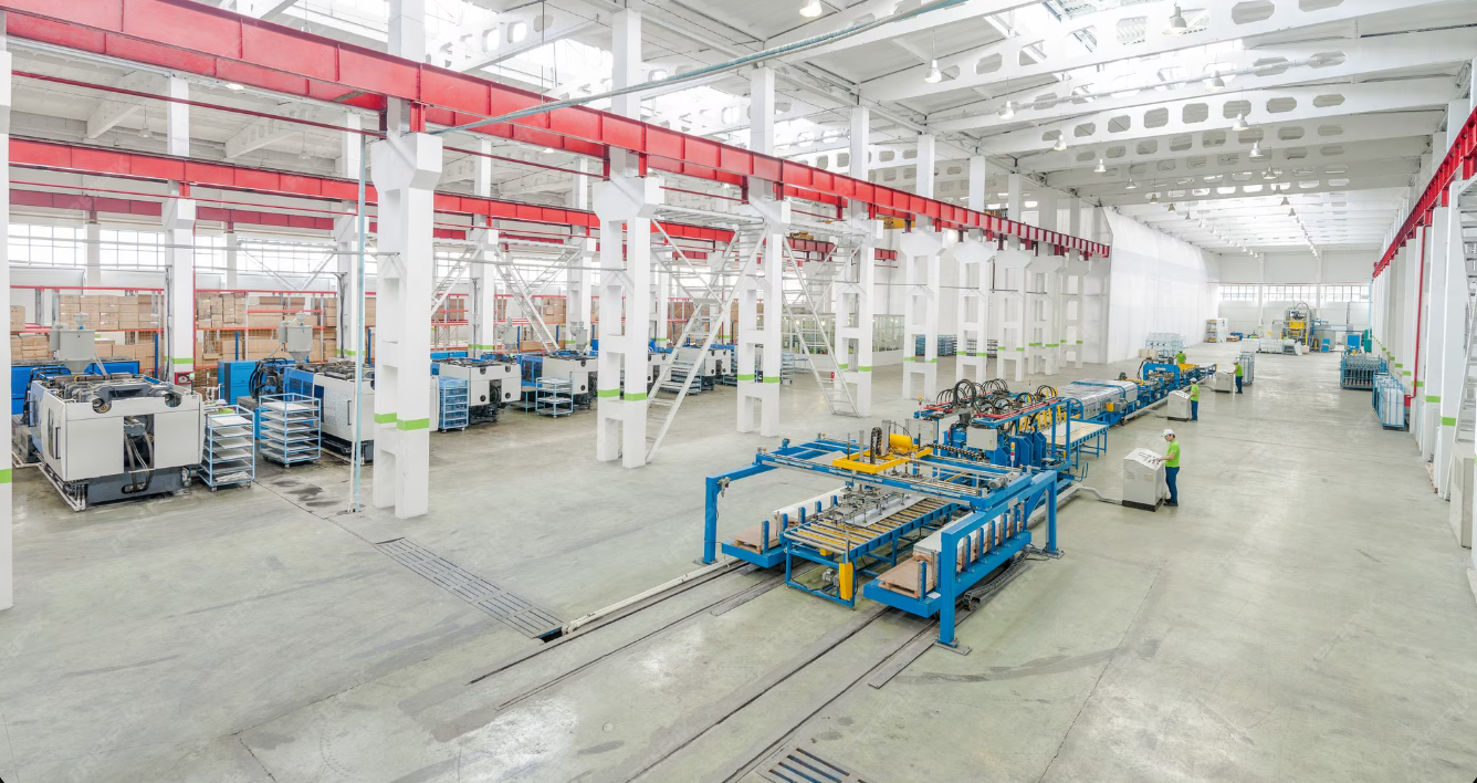 Sureay CNC machining workshop — full floor establishing shot