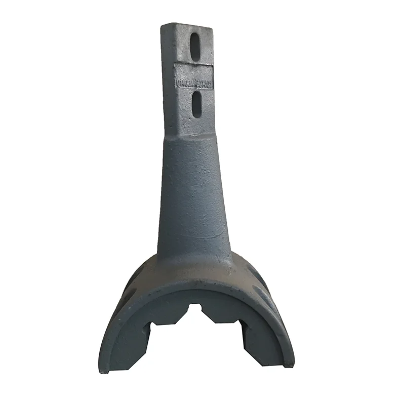 Concrete mixer mixing arm with a split hub and slotted mounting holes