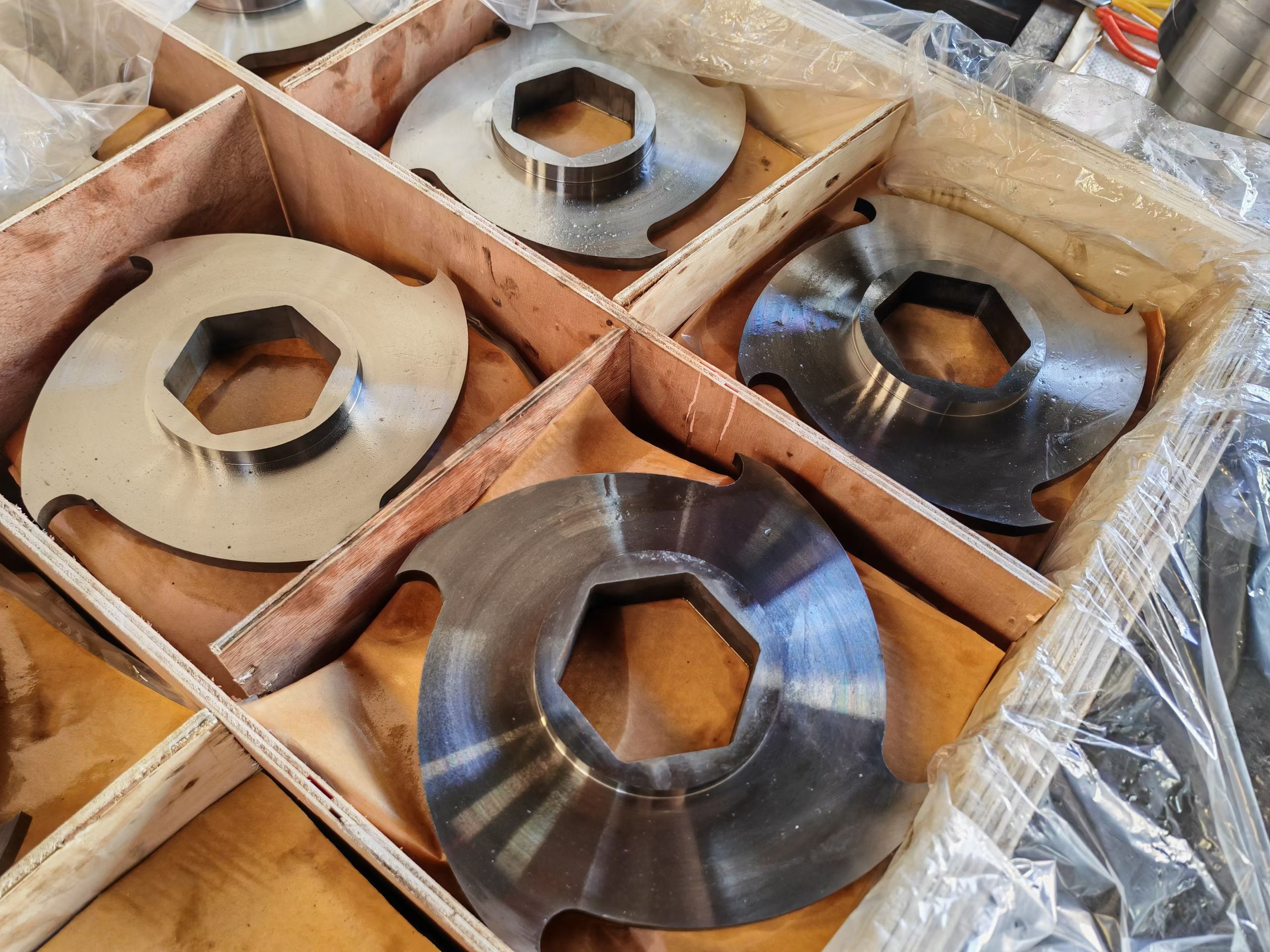 Premium D2/DC53 Concave Shredder Inserts for Plastic Recycling